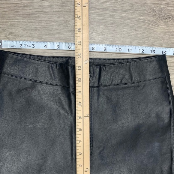 Free People Sasha Croped Kick Flare Faux Leather Pants Black Sz‎ 10 - Picture 8 of 12